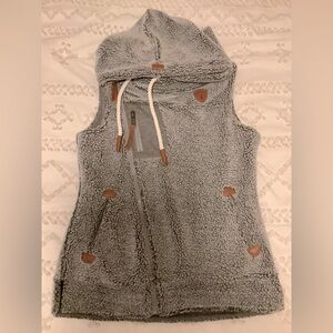 Wanakome Gray Sherpa Hooded Vest Size S
